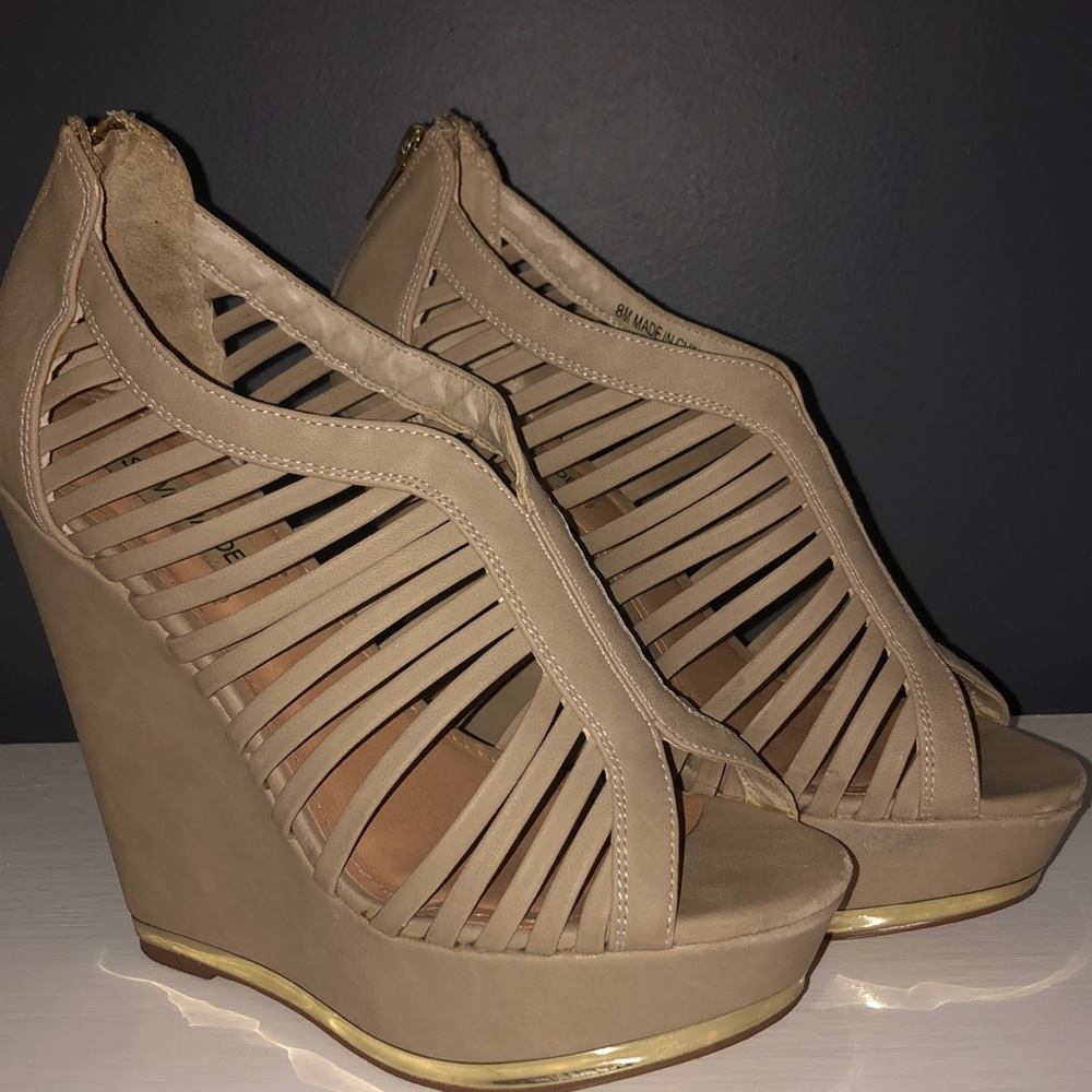 STEVE MADDEN WEDGES